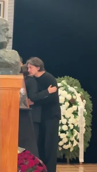 Нажми и смотри Нажми и смотри