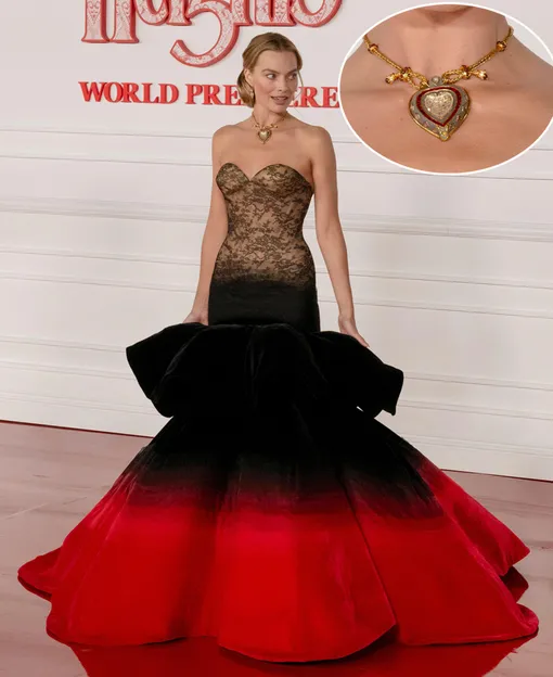 Марго Робби раскритиковали за «украденное» колье