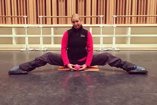 Анастасия Волочкова устроила кастинг мускулистых красавцев Анастасия Волочкова устроила кастинг мускулистых красавцев