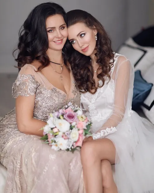 Анастасия Костенко с мамой Викторией