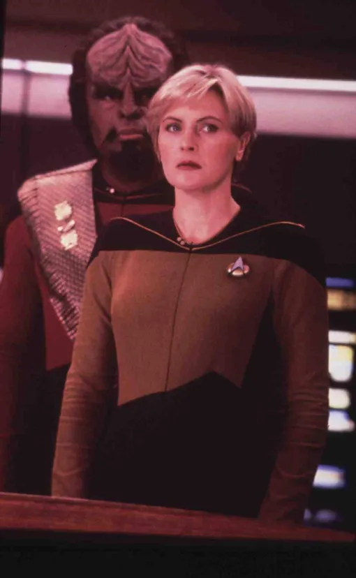 Дениз в роли Наташи Яр