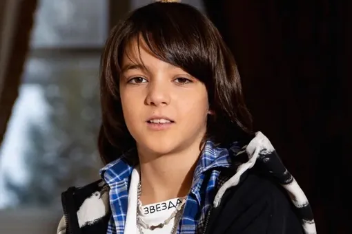 Сын Филиппа Киркорова стал игроком популярного футбольного клуба, цвета которого защищает Александр Плющенко Сын Филиппа Киркорова стал игроком популярного футбольного клуба, цвета которого защищает Александр Плющенко