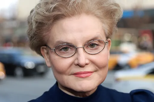 Умерла после борьбы с тяжелыми болезнями мама ведущей программы «Здоровье» Елены Малышевой Умерла после борьбы с тяжелыми болезнями мама ведущей программы «Здоровье» Елены Малышевой