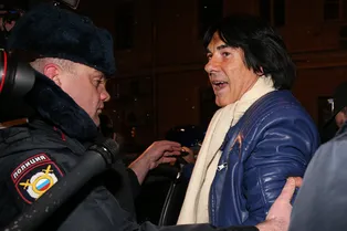 Музыкант Дидье Маруани задержан за вымогательство у Филиппа Киркорова Музыкант Дидье Маруани задержан за вымогательство у Филиппа Киркорова