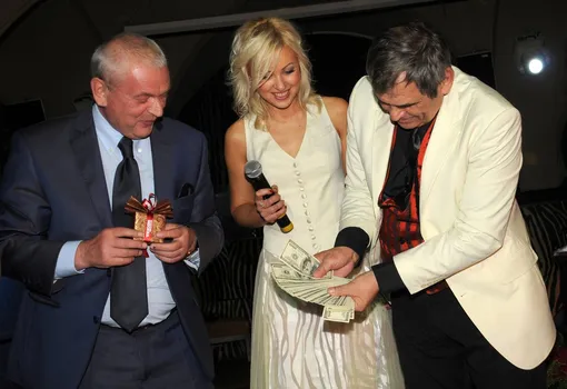 Александр Куприянов, Лилиана Максимова и Бари Алибасов. 2012 год Александр Куприянов, Лилиана Максимова и Бари Алибасов. 2012 год
