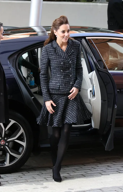 Кейт Миддлтон во время визита в детскую больницу в Лондоне