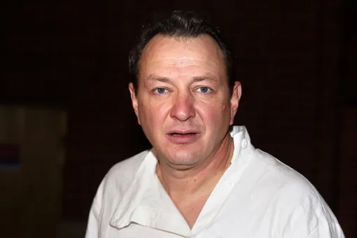 «Мне приходилось брить грудь, руки»: Марат Башаров посочувствовал женщинам «Мне приходилось брить грудь, руки»: Марат Башаров посочувствовал женщинам